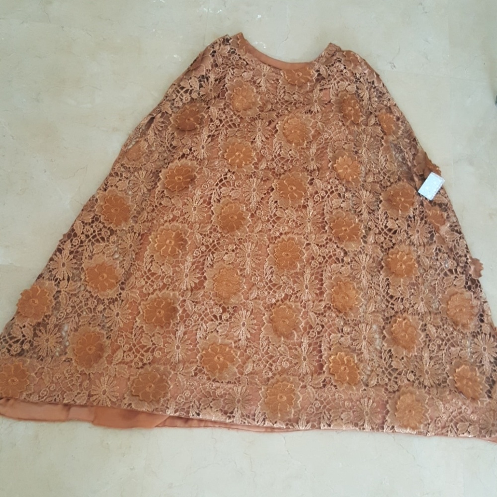 3 piece set with beautiful lace poncho - Picture 4 of 6